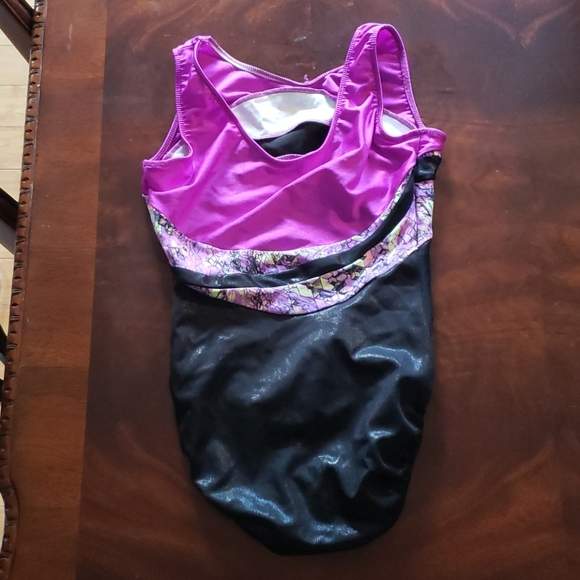 Black and purple gymnastics Leotard - Picture 2 of 2